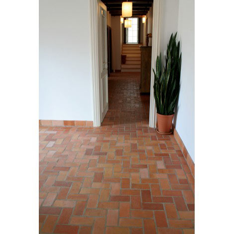 Terakota gotycka 10x20